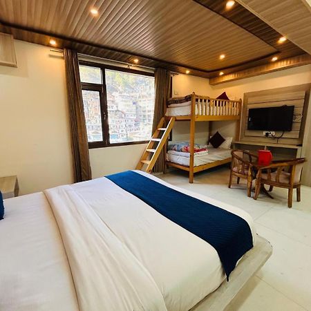 Yog Maya Regency B&B Шимла Екстериор снимка
