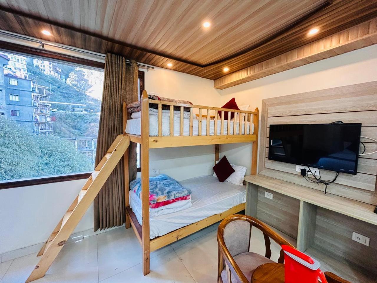 Yog Maya Regency B&B Шимла Екстериор снимка
