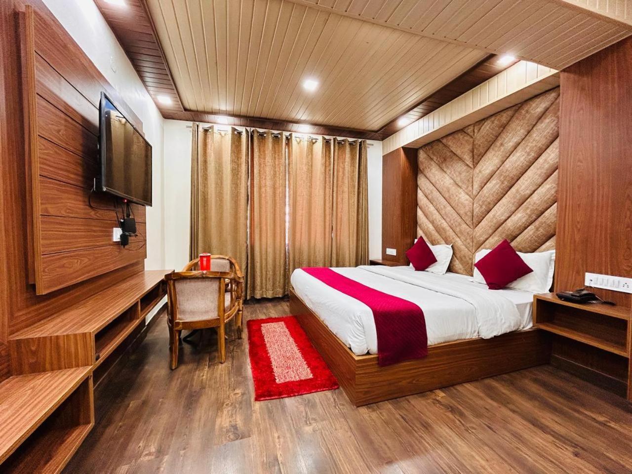 Yog Maya Regency B&B Шимла Екстериор снимка