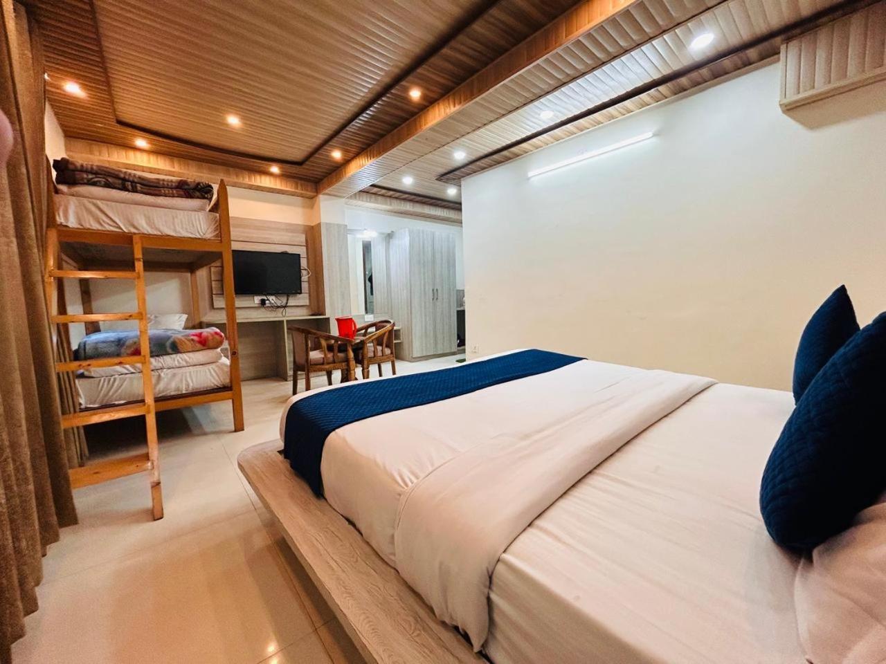 Yog Maya Regency B&B Шимла Екстериор снимка