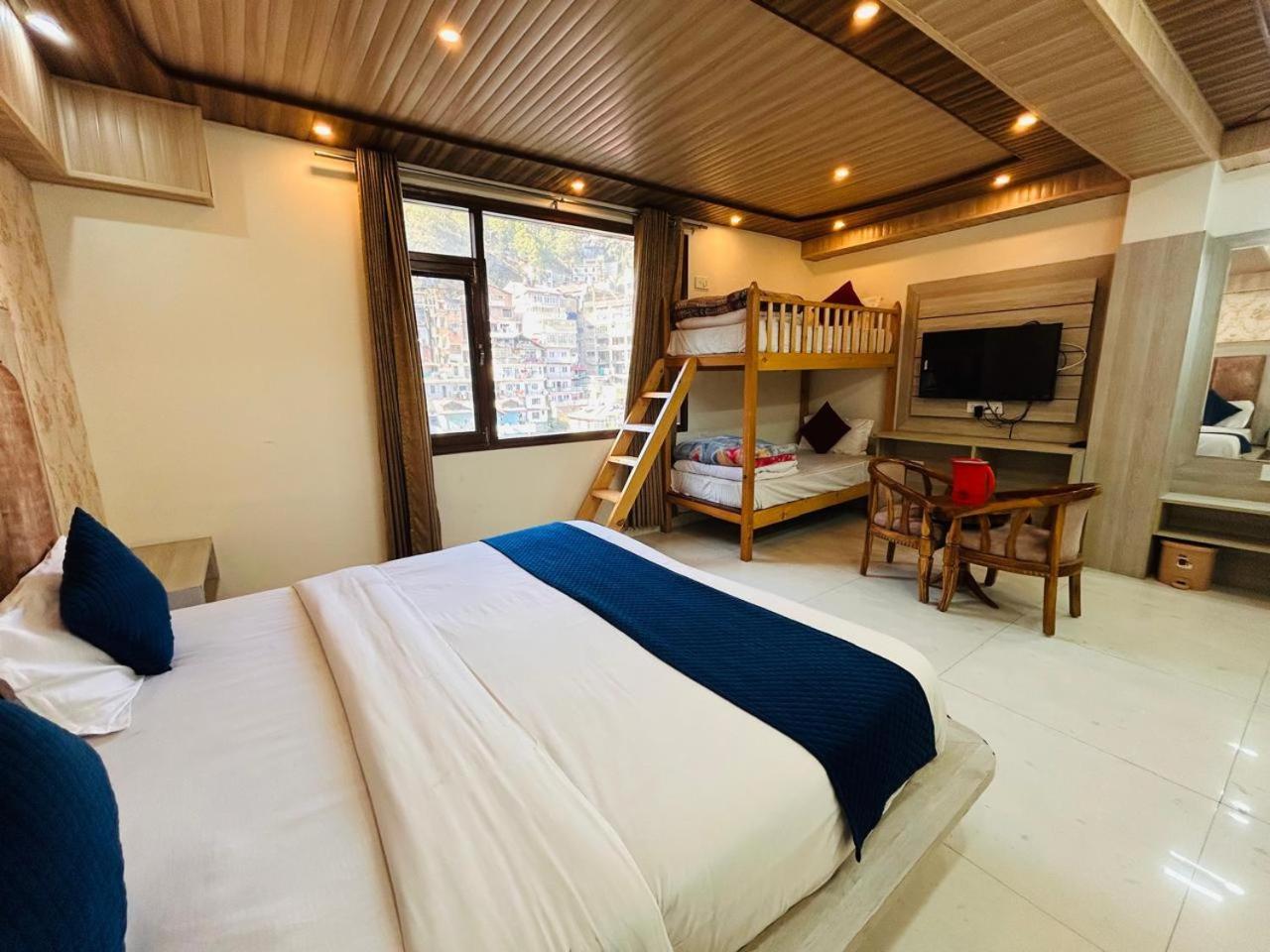 Yog Maya Regency B&B Шимла Екстериор снимка